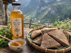 Mat ong Ha Giang giua nui rung